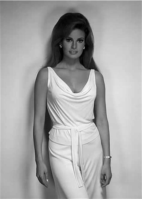 245 best images about raquel welch on pinterest travel jewelry actresses and 1960s
