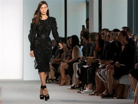 Model Bella Hadid Tumbles On New York Fashion Week Runway Fashion
