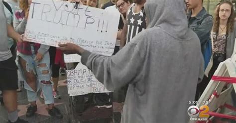 L A Homeless Woman Posts Video Protecting Trump Walk Of