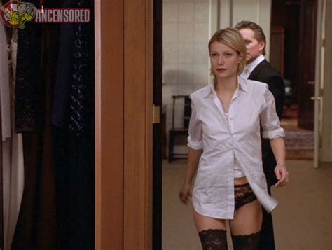 naked gwyneth paltrow in a perfect murder