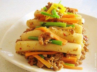 kalbi pork mince korean rice cake noodle stir fry yummy pork