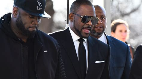 R Kelly Girlfriend Azriel Clary’s Father Says Being Without His