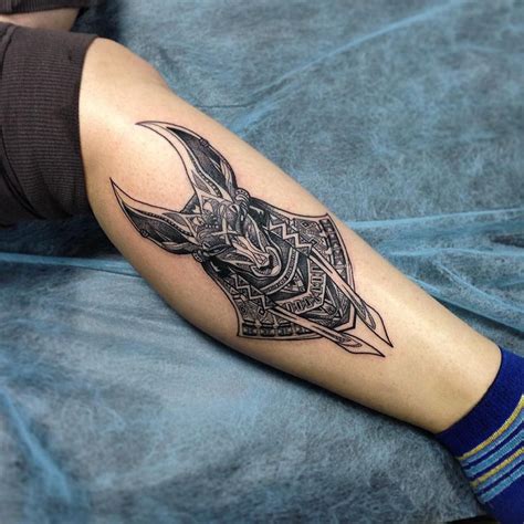 pin de clifford gibbs em art tatuagem tatuagem egípcia e ideias de tatuagens