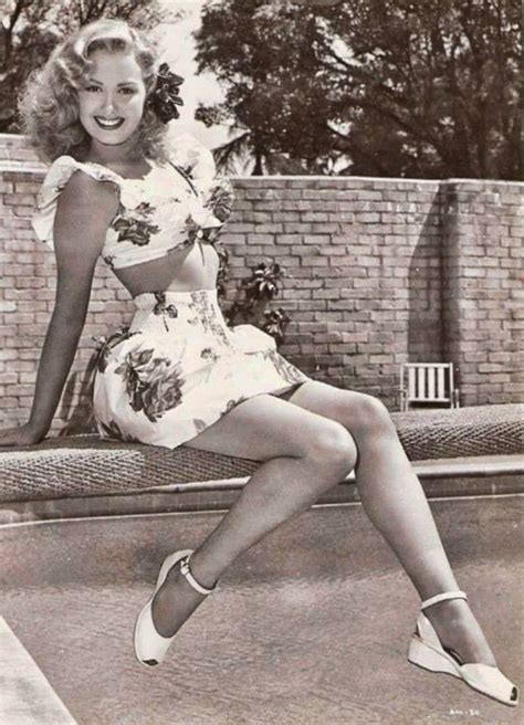 1940s Pretty Lady In Her Summer Set I Wish We Still