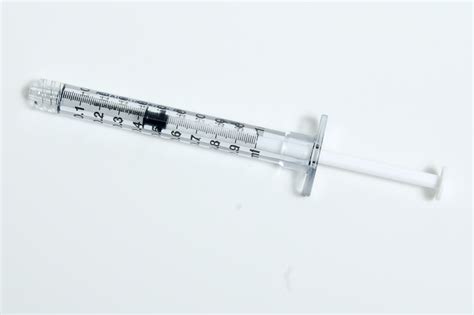 filedisposable syringe mljpg