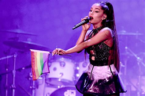 Ariana Grande 10 Times She Showed Love For The Lgbtq Community