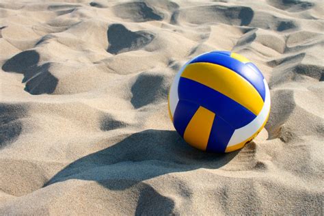 Top 10 Health Benefits Of Sand Volleyball • Health Fitness Revolution