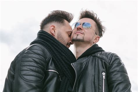 8 Russian Queer Couples Reveal What Makes Their Relationship Work — The
