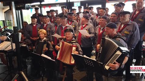 zeemanskoor nijkerks welvaren  cultuurclub van het jaar geworden