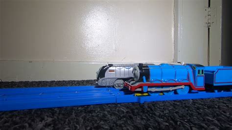Download Thomas Crash Into Gordon And Spencer Mp4 And Mp3