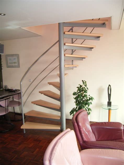draaitrap met beuken houten treden trappenkopennl