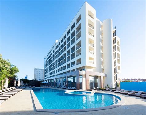 luxe  hotel aan de kust nabij lissabon  vlucht