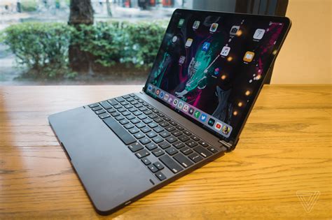 apple ipad pro keyboard review logitech zagg brydge apple  verge
