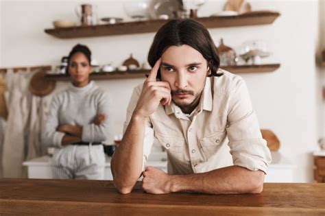 10 Red Flags Guys Should Look Out For In A Relationship Tribune Online