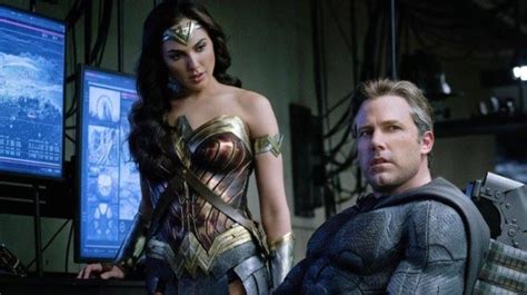 ‘justice League Director Responds To Fans Demanding Snyder Cut