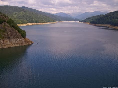 reservoir lake freebigpicturescom