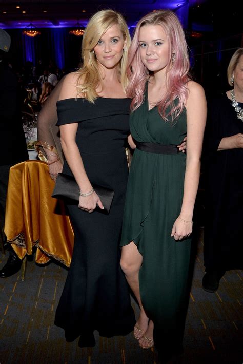 Ava Phillippe Looks Like Her Mom Reese Witherspoon In This