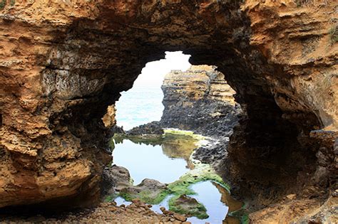 grotto australia photo