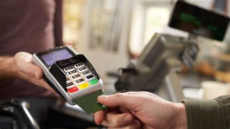 merchants   supposed  set  minimum amount  card payments