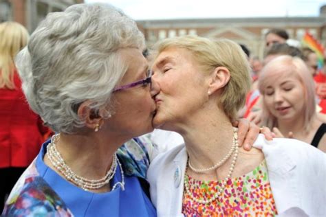 Same Sex Marriage Is Now Officially Legal In The Republic Of Ireland