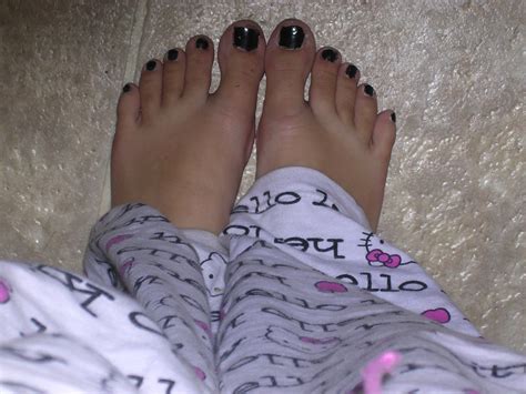 Mollys Big Toe Cute Teen Feet