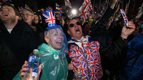 celebrating crowds   brexit party started  westminster bt
