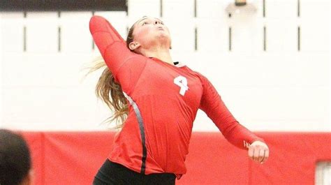 Mackenzie Taylor Sparks Connetquot Girls To Volleyball Win Newsday