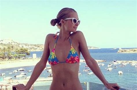 Paris Hilton Tries To Be The Next Paulina Gretzky In