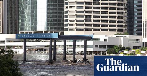 brisbane a ghost town as residents flee floods in
