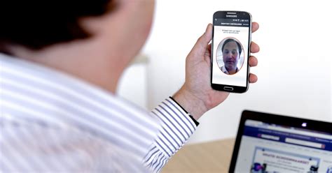 consumentenbond deze smartphones met gezichtsherkenning zijn op te lichten met foto hart van
