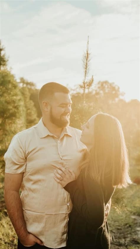 Pin On Outdoor Couples Session