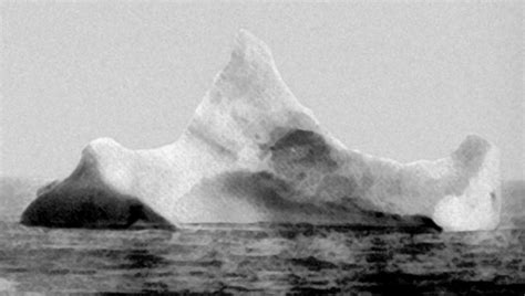 iceberg  sunk  titanic  rare historical