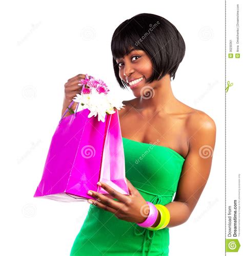 mulher negra com saco de compras imagem de stock imagem 30230361