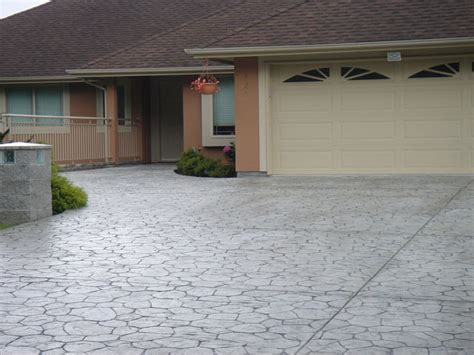 benchmark contracting concrete driveway