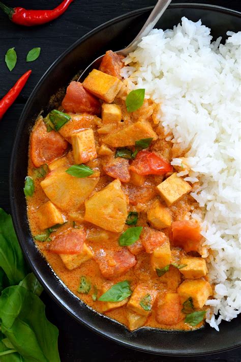 vegetarian thai red curry