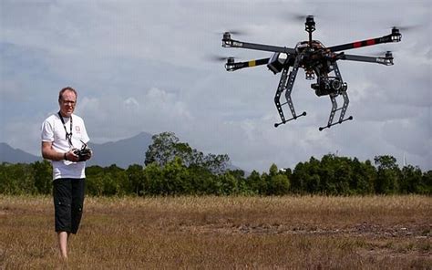 operator drone  memiliki sertifikasi okezone techno