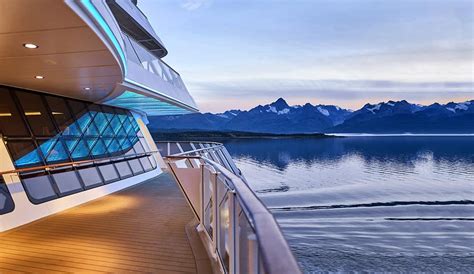 2021 alaska cruises sailing past incredible glaciers
