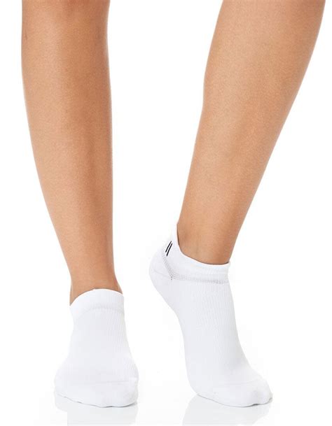 Womens Classic White Ankle Socks 2 Pack – Jaggad Thailand