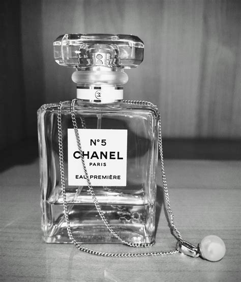 chanel   eau premiere  chanel perfume  fragrance  women