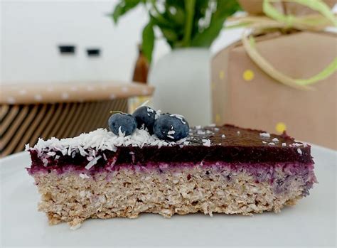 der perfekte kuchen zum ersten geburtstag vegan