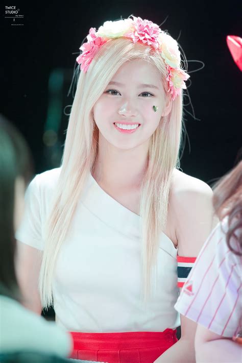 These 26 Hi Res Photos Of Twice S Sana Prove She S The Visual You Ve
