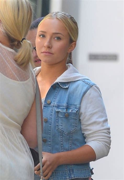 hayden panettiere enters treatment center find out the