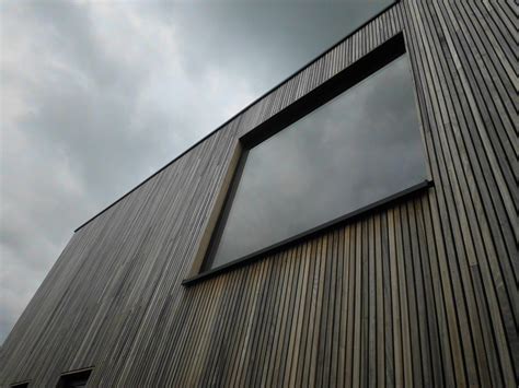 gevel  houten latjes padoek architect awildro nuno wooden facade timber cladding