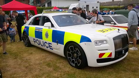 rolls royce ghost police car revealed  sussex