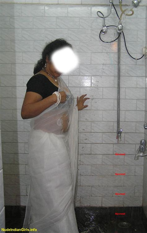 sexy aunty bra under blouse hd pictures aunty remove wet saree blouse