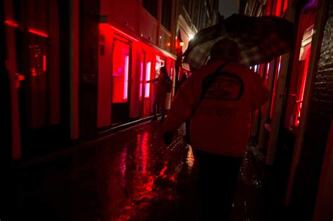 Amsterdam’s Red Light District Suffering From Tourist Overload