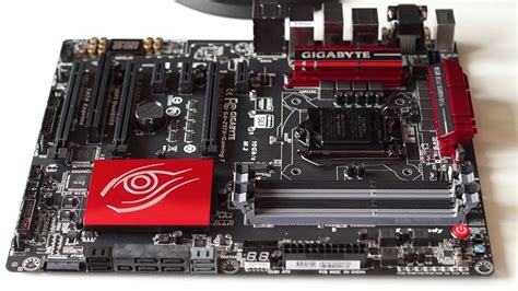 gigabyte zx  gaming  motherboard unboxing    youtube