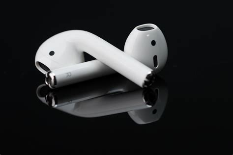 travel tech apple airpods  impressions andys travel blog
