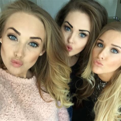 Sisters Posing For Sexy Selfies Net £75k In Ts From Men They Ve