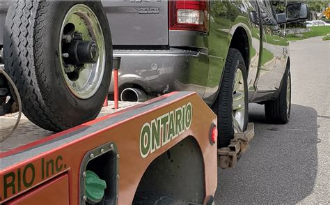 local towing service  toronto moveautoz towing service